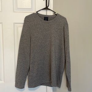 Croft & Barrow L gray sweater